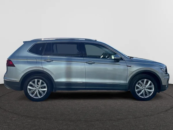 VOLKSWAGEN Tiguan Allspace Dsl (2019) — foto 9 van 21