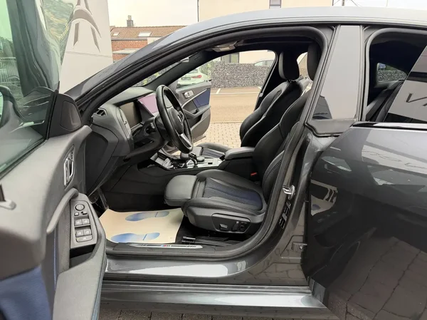 Bmw 218 (2020) — foto 26 van 28