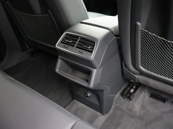 AUDI e-tron Sportback (2022) — foto 3 van 27