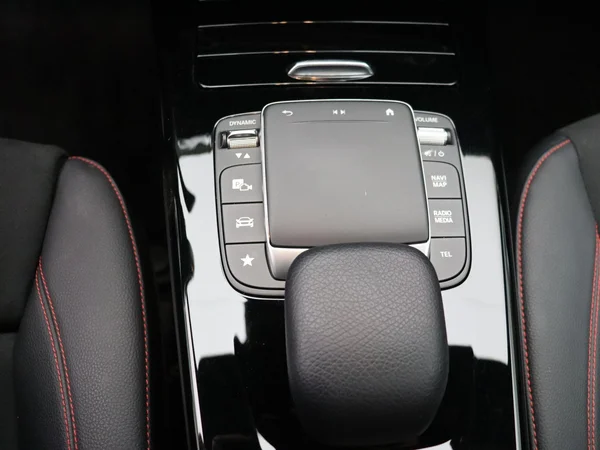 Mercedes-Benz A-Klasse (2022) — foto 8 van 26