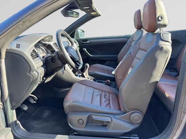 VOLKSWAGEN T-Roc Cabriolet (2020) — foto 8 van 14