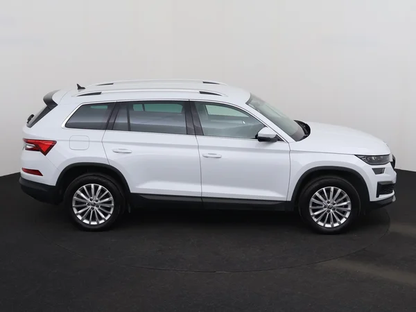 SKODA Kodiaq (2024) — foto 23 van 27