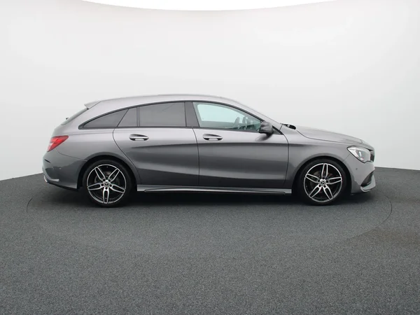 Mercedes-Benz CLA (2019) — foto 23 van 26