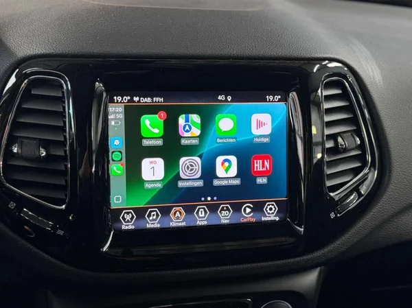 Jeep Compass (2021) — foto 6 van 17