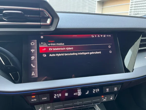 AUDI A3 Sportback PHEV (2025) — foto 5 van 24