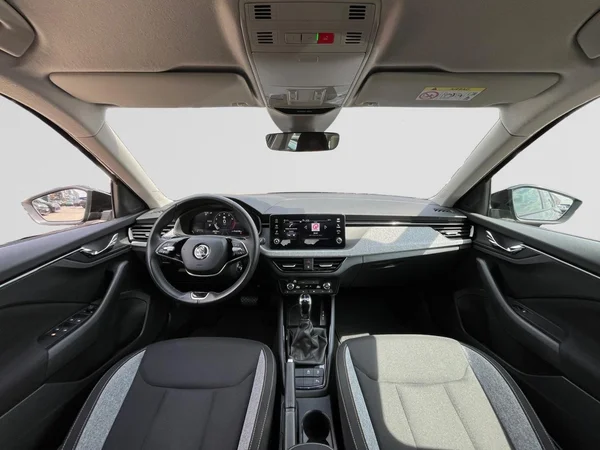 SKODA Kamiq (2024) — foto 14 van 20