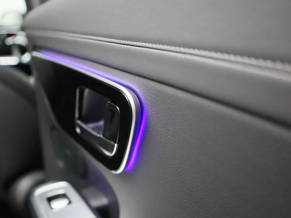 Mercedes-Benz GLC (2025) — foto 41 van 53