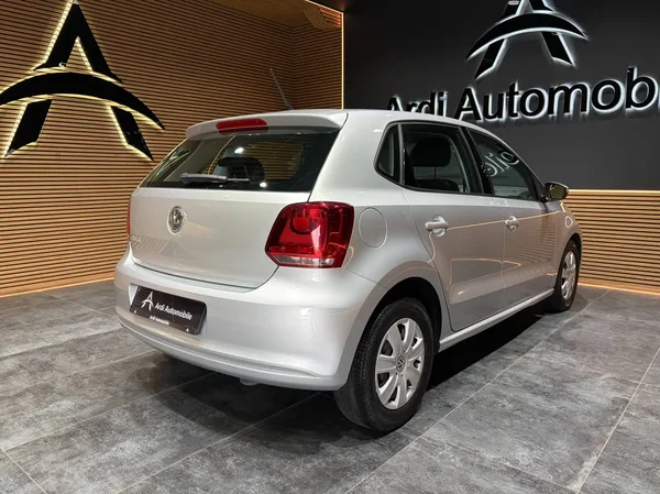 Volkswagen Polo (2014) — foto 13 van 18