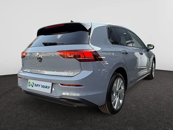 VOLKSWAGEN Golf VIII (2026) — foto 9 van 16