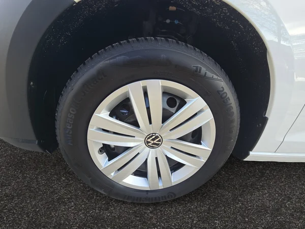 VOLKSWAGEN Caddy Maxi (2026) — foto 14 van 24
