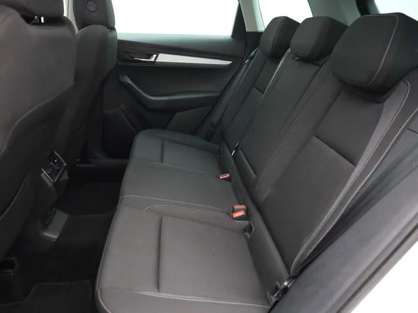 SKODA Karoq (2024) — foto 7 van 20