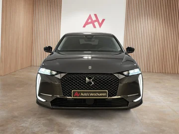 DS-Automobiles DS4 dd12fe0c-2915-4f17-830d-e065f9d4a10c