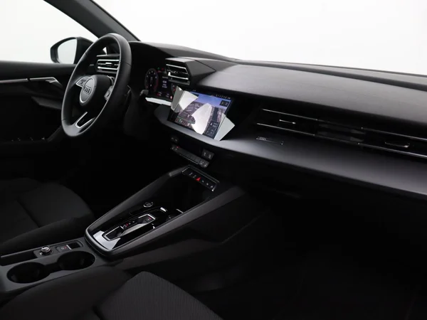 AUDI A3 Sportback (2025) — foto 12 van 18