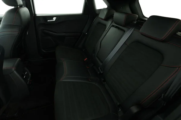 Ford Kuga (2021) — foto 5 van 16