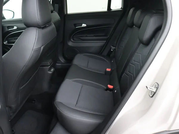 JEEP Avenger (2024) — foto 5 van 30