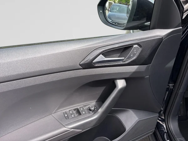 VOLKSWAGEN T-Cross (2024) — foto 5 van 22
