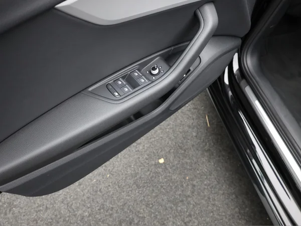 AUDI A4 Avant (2020) — foto 6 van 21