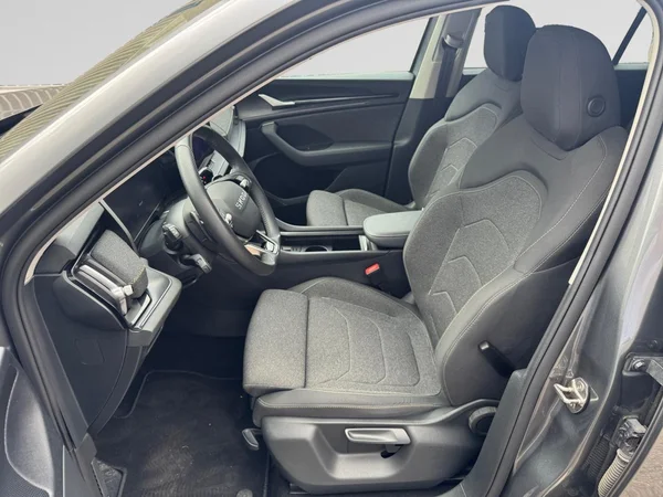 SKODA Kodiaq (2025) — foto 13 van 17
