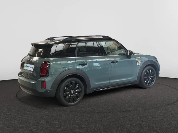 MINI Mini Countryman PHEV (F60 LCI) (2021) — foto 20 van 24