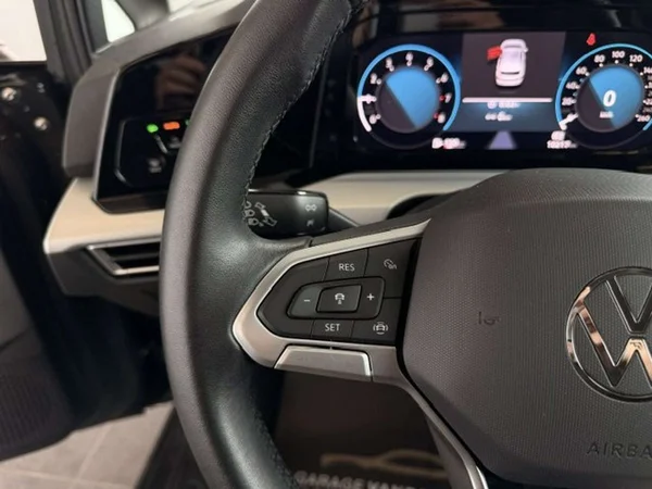 Volkswagen Golf (2024) — foto 9 van 23