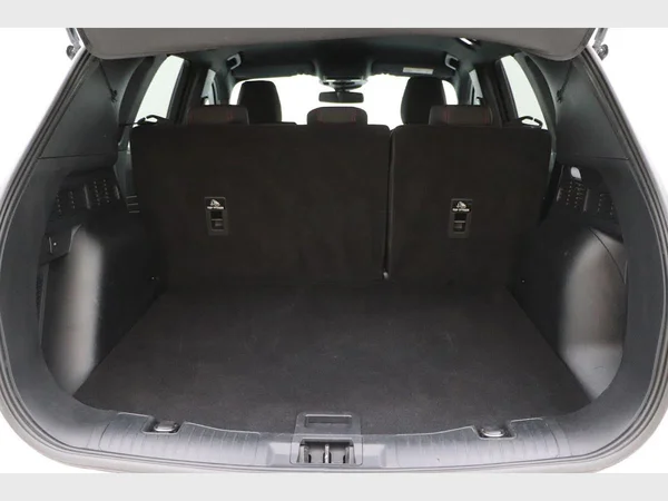 FORD Kuga FHEV (2024) — foto 15 van 29