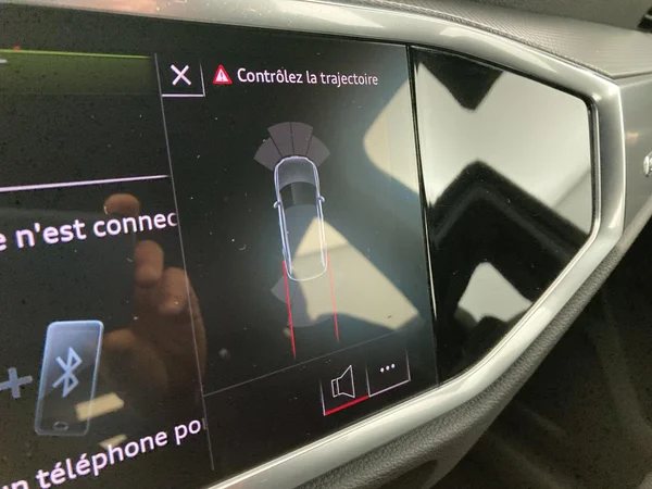 AUDI Q3 (2022) — foto 17 van 36