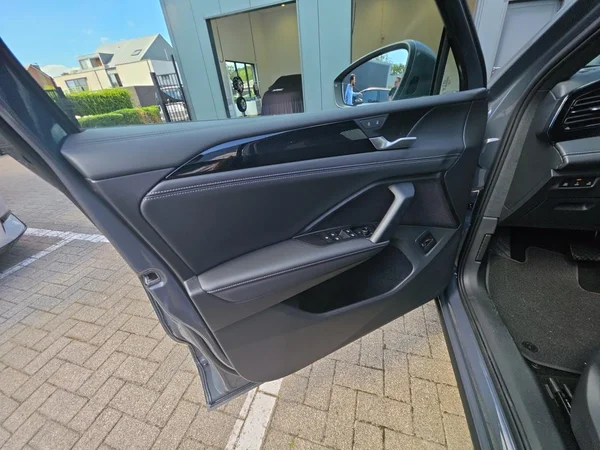 VOLKSWAGEN Tiguan (2026) — foto 7 van 24