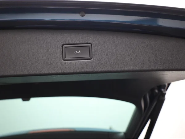 VOLKSWAGEN Tiguan (2022) — foto 19 van 21
