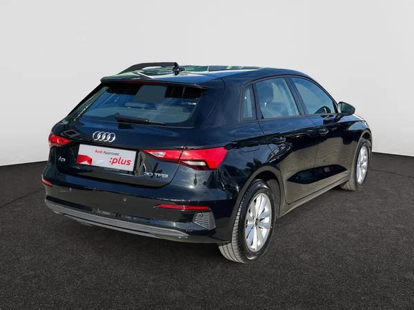 AUDI A3 Sportback (2024) — foto 12 van 21