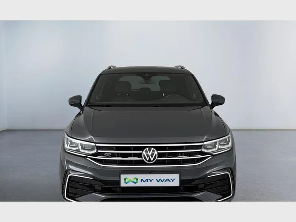 Volkswagen Tiguan (2021) — foto 12 van 35