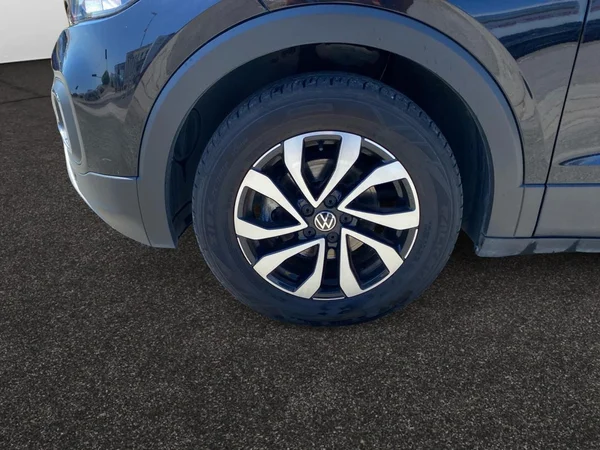 VOLKSWAGEN T-Cross (2022) — foto 4 van 8
