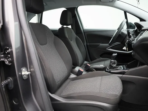 Opel Crossland (2022) — foto 27 van 37