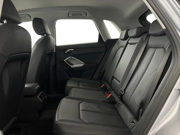 AUDI Q3 (2022) — foto 8 van 26