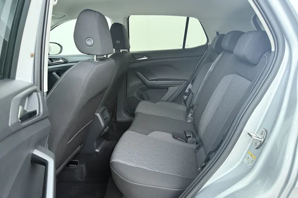 Volkswagen T-Cross — foto 16 van 17