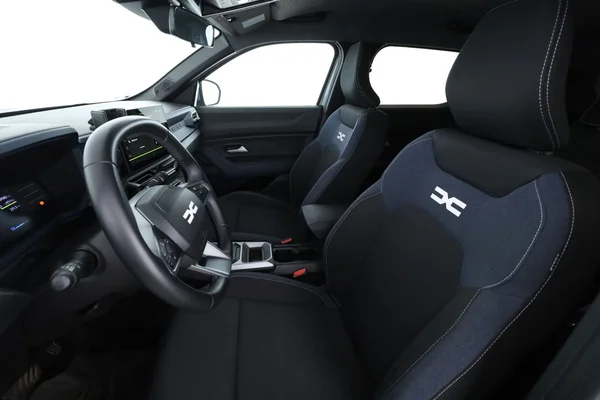 Dacia Duster (2024) — foto 16 van 16