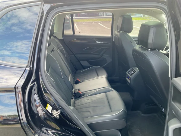 VOLKSWAGEN Tiguan (2024) — foto 5 van 21