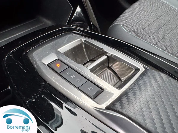 Peugeot 208 (2022) — foto 24 van 34