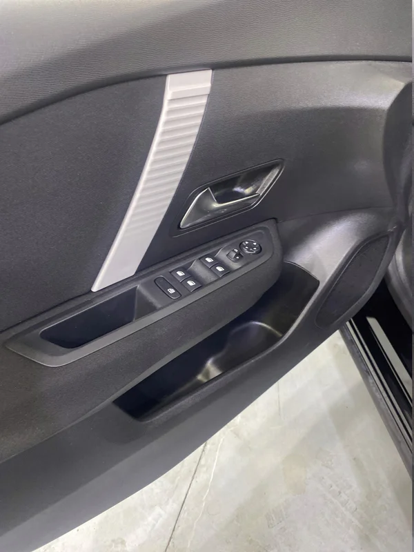 Citroen C4 (2022) — foto 33 van 39