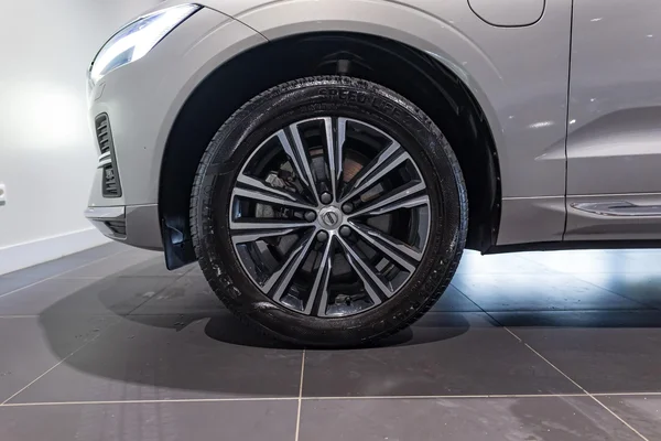 Volvo XC60 (2022) — foto 2 van 42