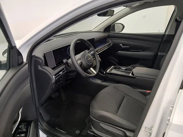 Hyundai Tucson PHEV (2025) — foto 9 van 11