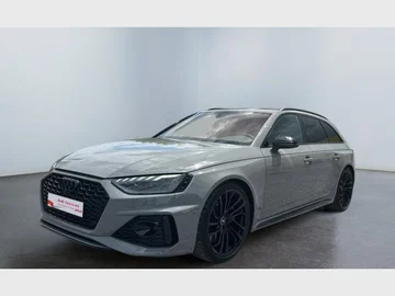 Audi RS4 Avant (2023)