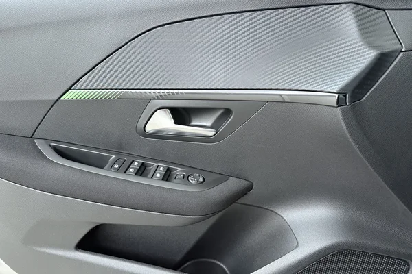 Peugeot 208 (2025) — foto 8 van 18