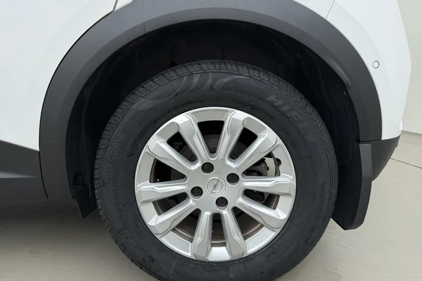 Opel E-Mokka (2022) — foto 15 van 18