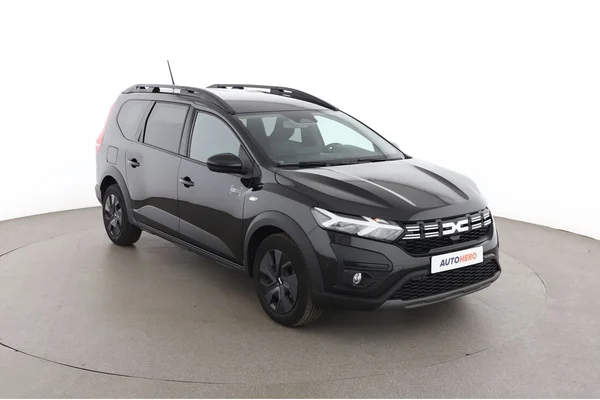 Dacia Jogger (2025) — foto 14 van 16