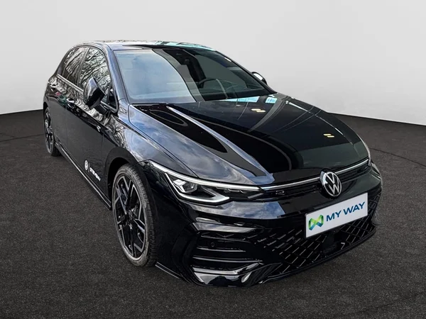 VOLKSWAGEN Golf VIII (2026) — foto 4 van 11