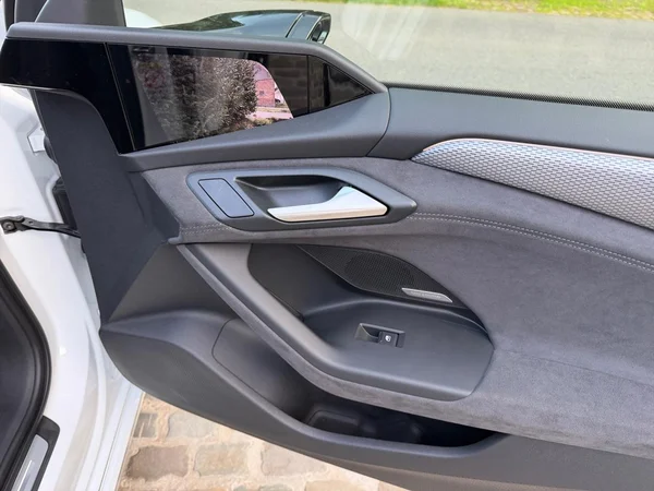 AUDI S6 Sportback e-tron (2026) — foto 22 van 22