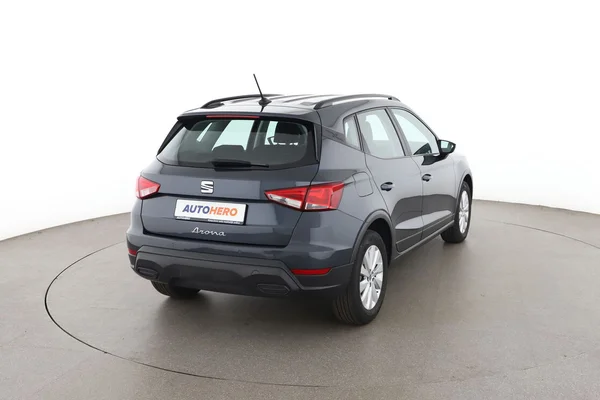 Seat Arona (2022) — foto 12 van 16