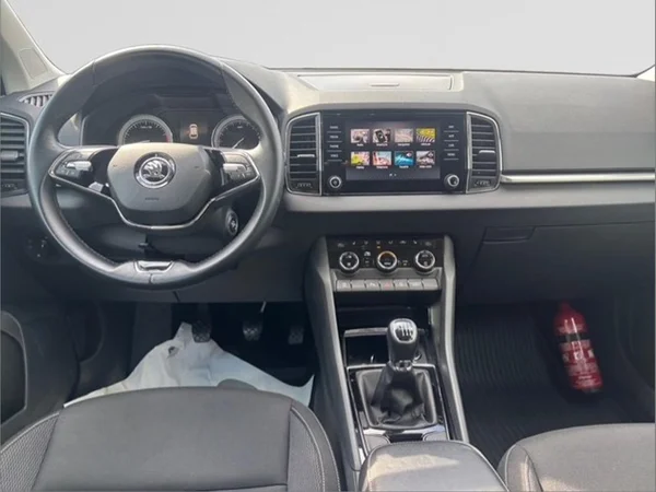 SKODA Karoq (2022) — foto 7 van 20