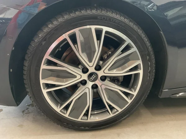 AUDI A5 Avant (2025) — foto 16 van 24