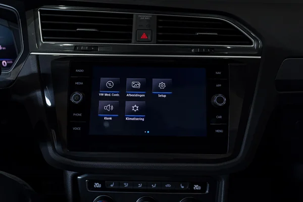 Volkswagen Tiguan (2020) — foto 10 van 43
